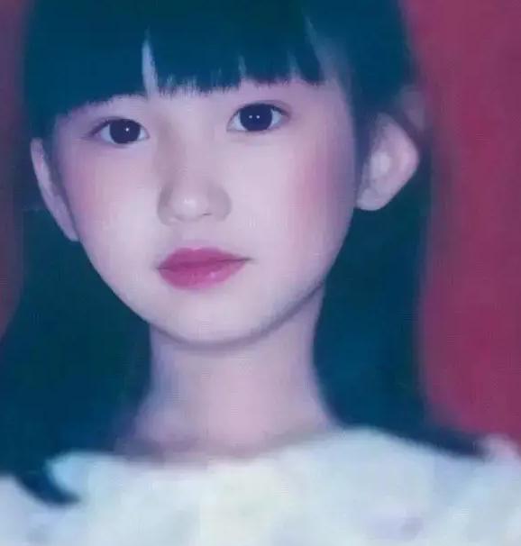 毛晓彤自带美瞳的宝藏女孩 (毛晓彤真的没有戴美瞳吗)