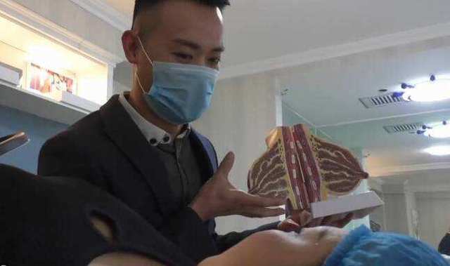 宝妈产后没奶水,情急之下找来“男催乳师”,体验后有点糟心