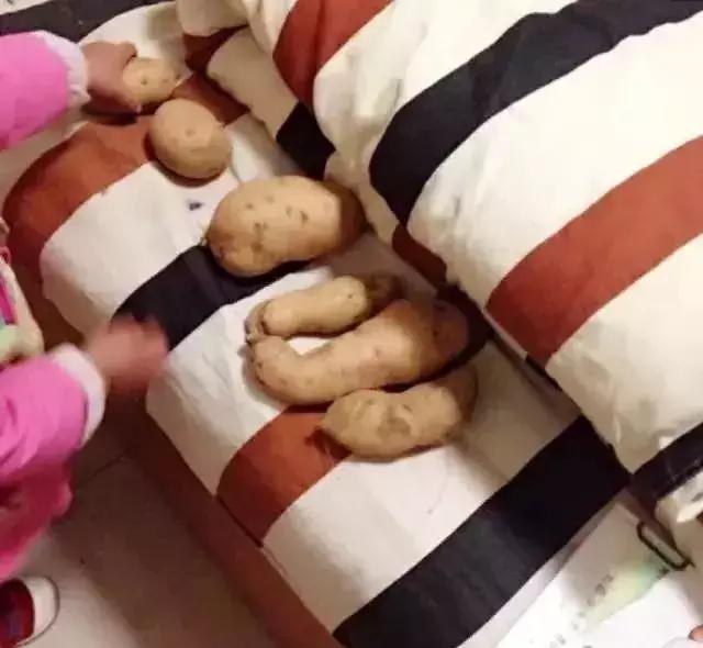 孩子静悄悄必定在“作妖”,孩子静悄悄必定在作妖怎么办