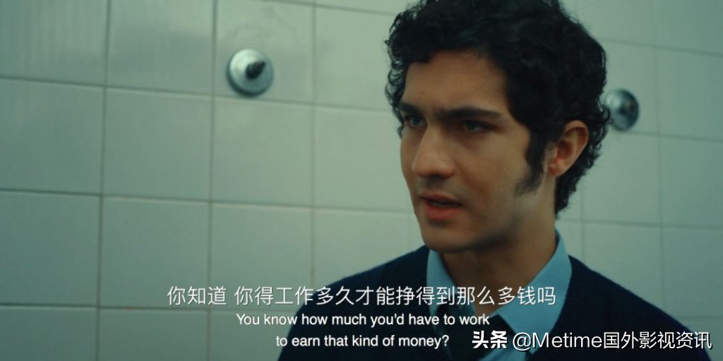 *欲情**疯狂、*社会反**，他美得像梦露却杀人无数