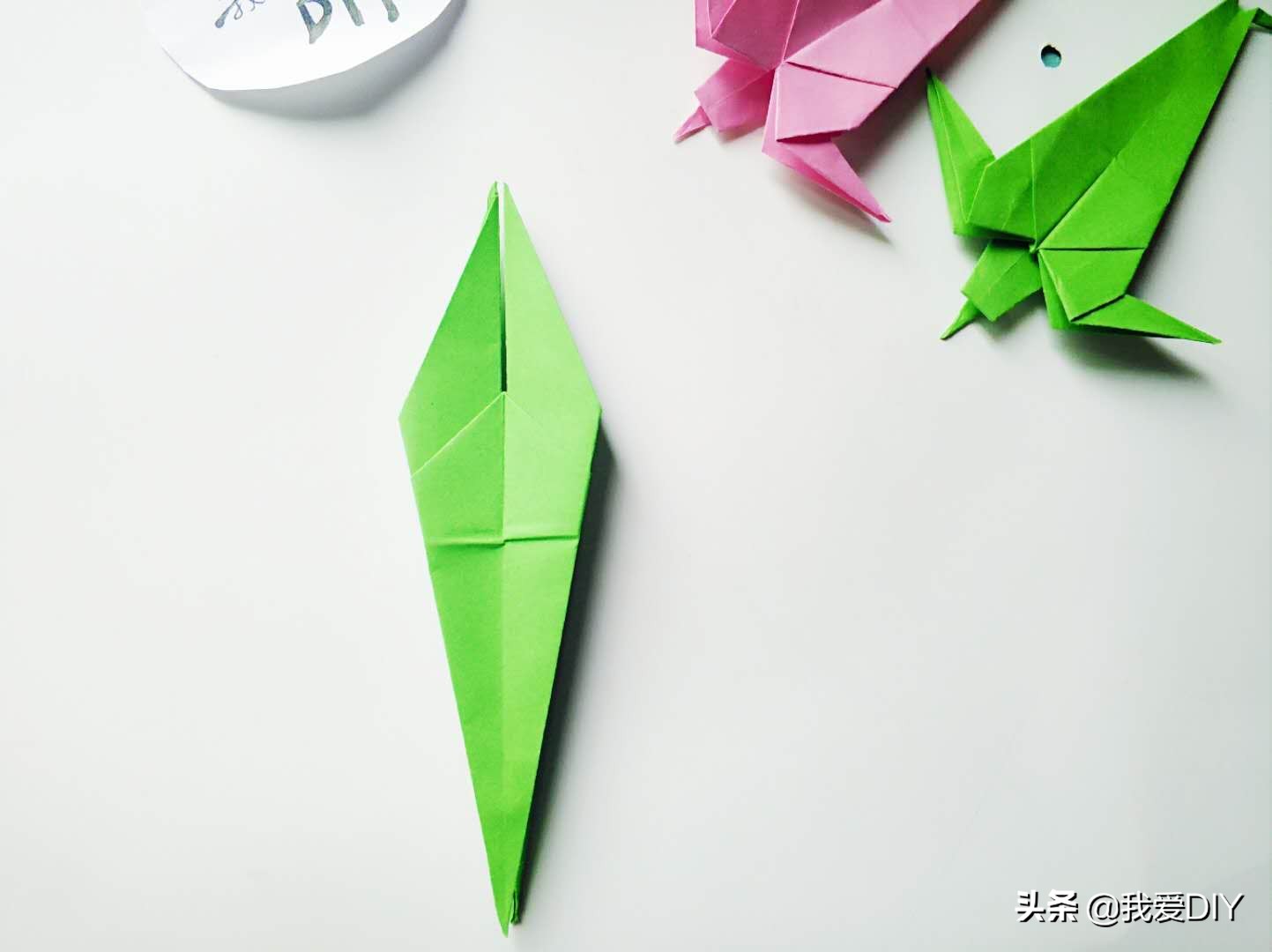 小燕子折纸步骤图解法,小燕子折纸教程简单