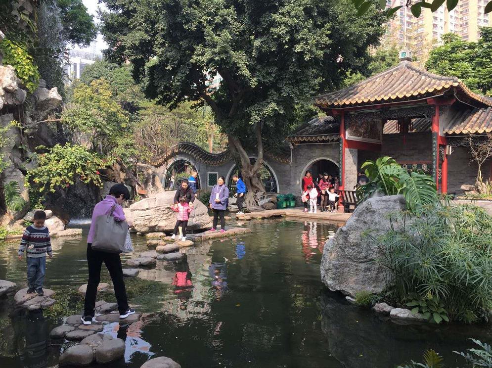 刘柏荣的诗词,刘柏荣诗词点评