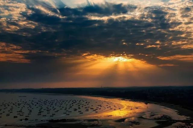 茂名浪漫海湾攻略,不输东南亚的海滨小城