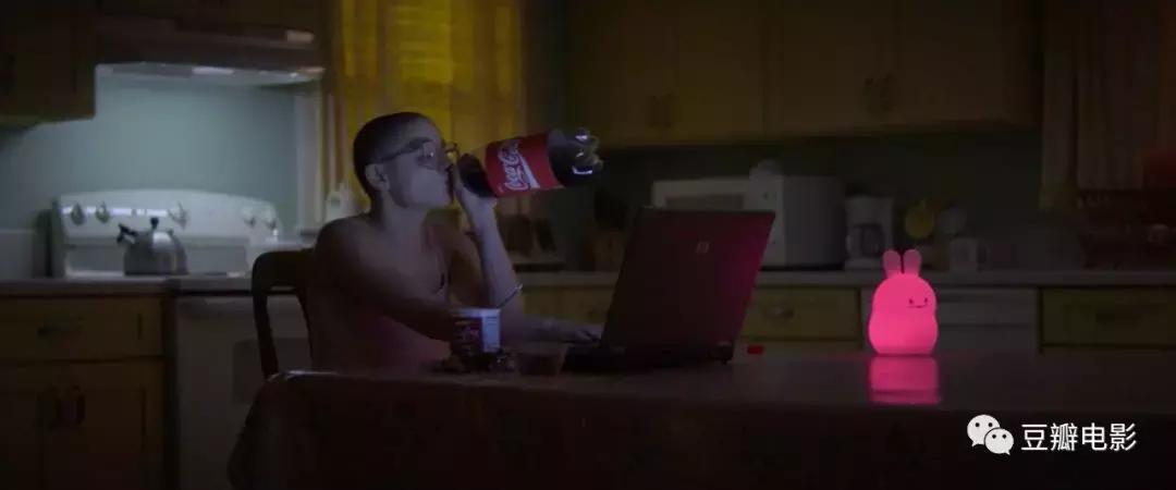 豆瓣8.7,真实弑母案改编,这新剧太“变态”