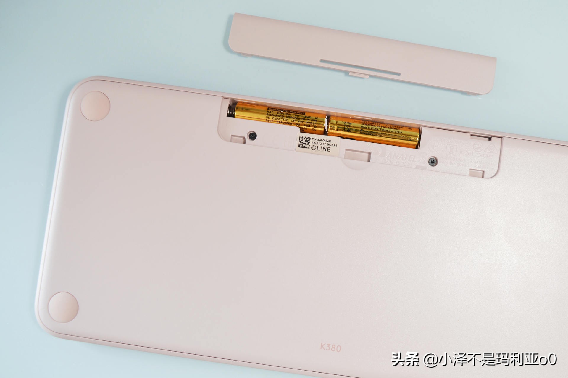 桌面好物分享学生党,罗技popkeys键盘套装