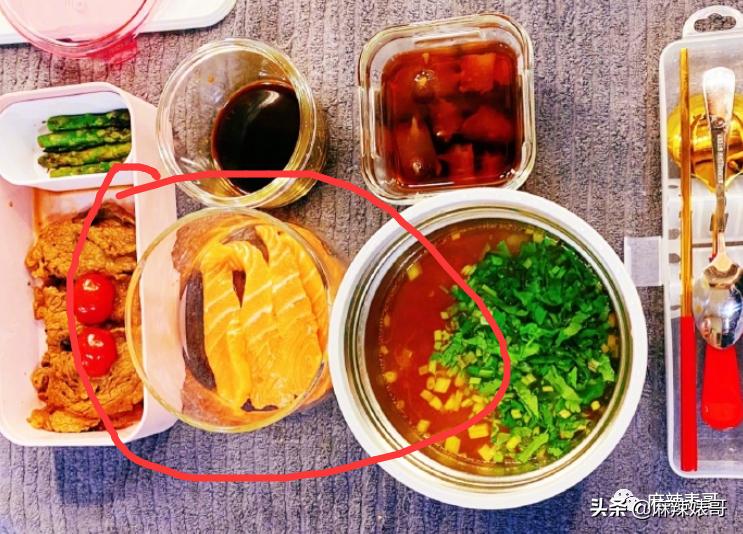 关晓彤假装吃植物肉澄清视频,关晓彤为人造肉宣传翻车