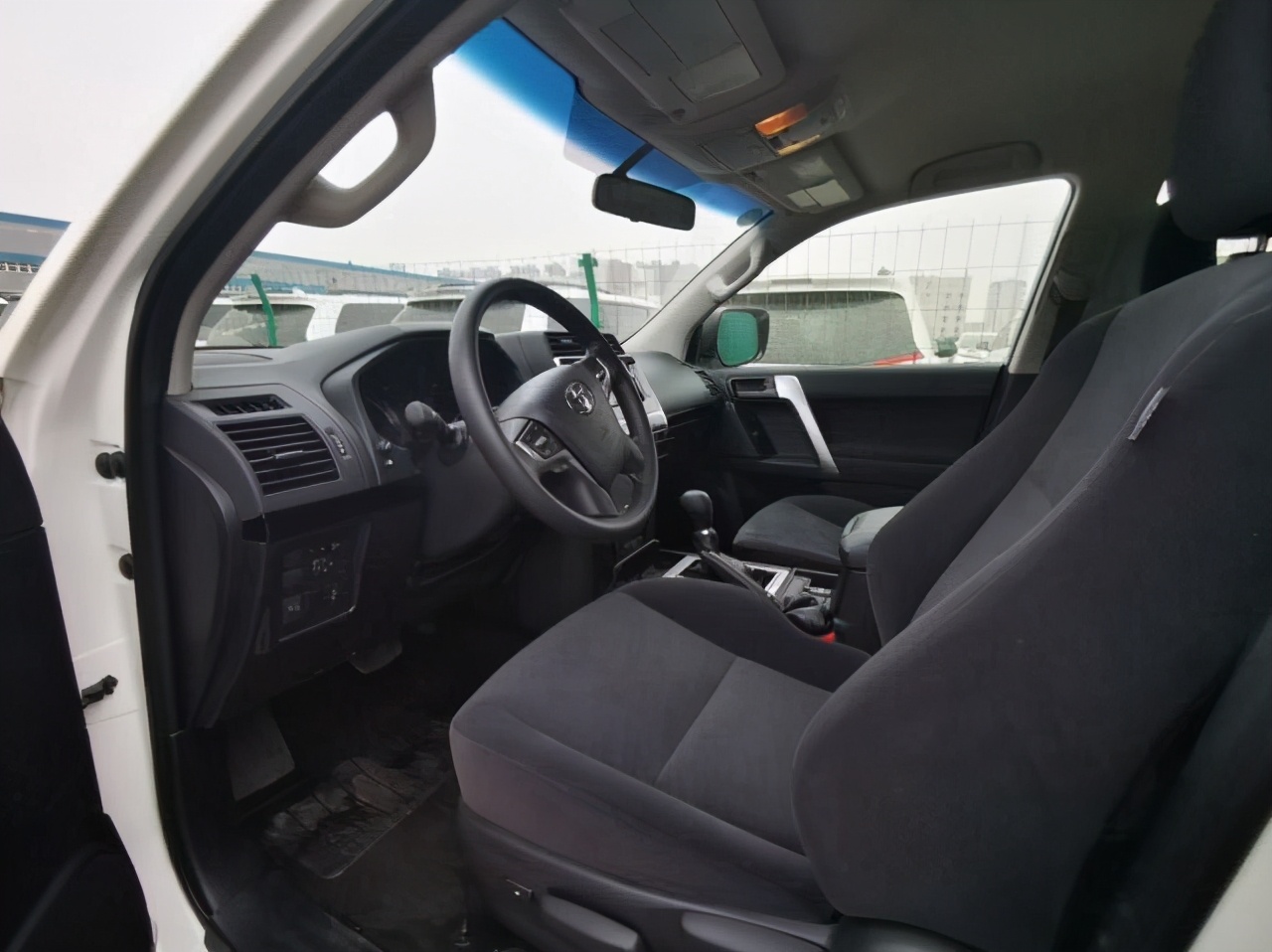 霸道3.0柴油和2.8柴油,柴油途锐和柴油霸道哪个好