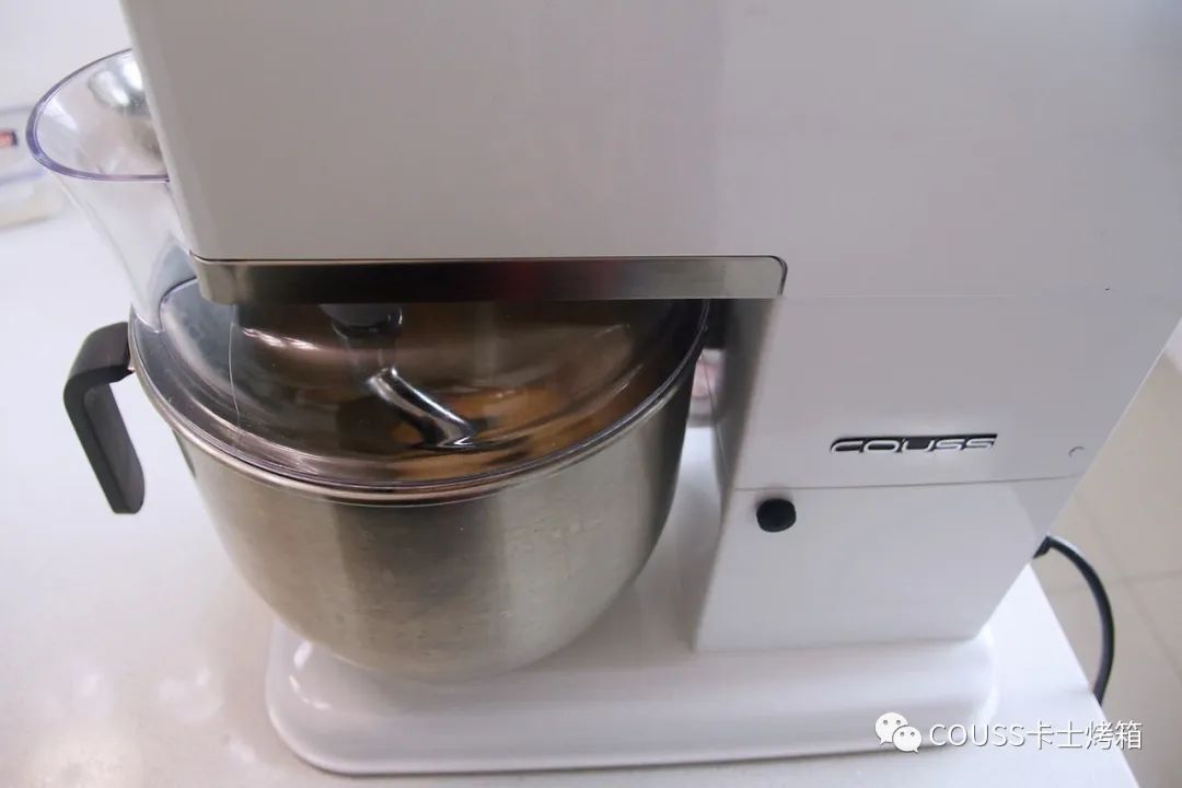 网红蒜香芝士面包,网红面包爆款芝士卷包