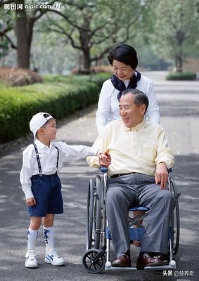 老人太啰嗦惹人嫌,老人很啰嗦是什么原因