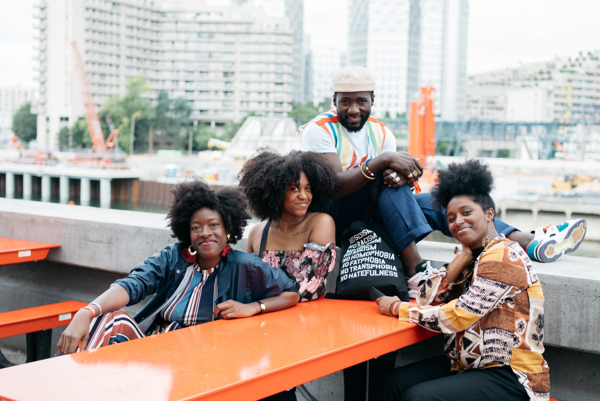 女人给你开四种玩笑说明喜欢你,女人对你动了情才会说这样的话