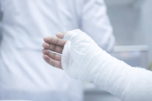 夜间手指麻木警惕腕管综合征,腕管综合征手麻一招解决