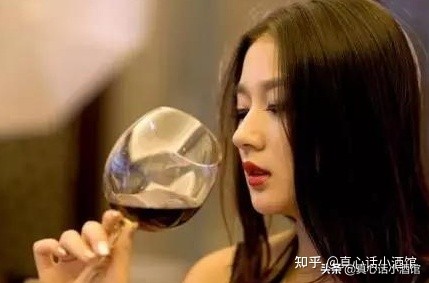 会喝酒的女生怎么夸,对于喝酒的女人你怎么看