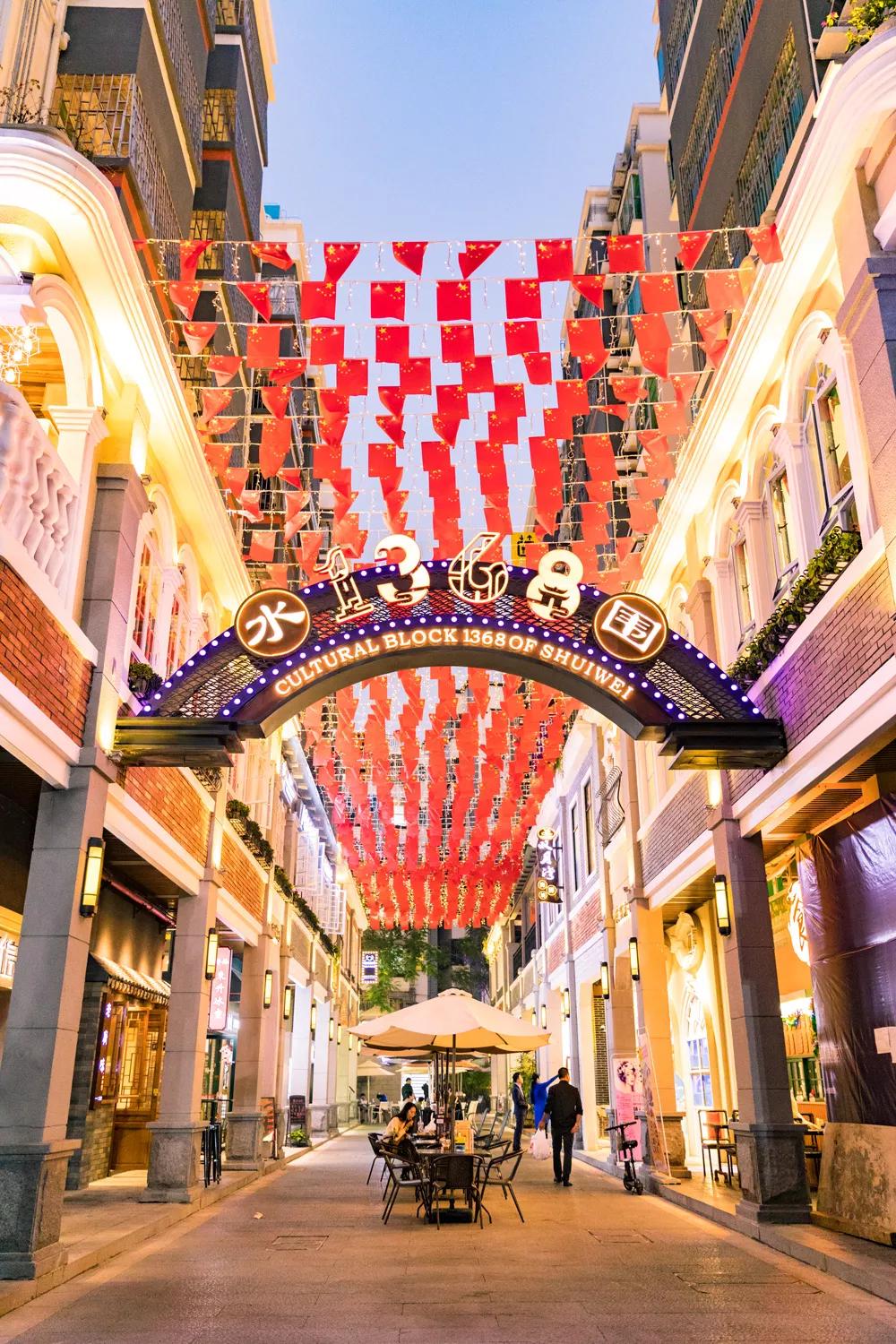 重庆轻轨10号线,10号线有什么玩的