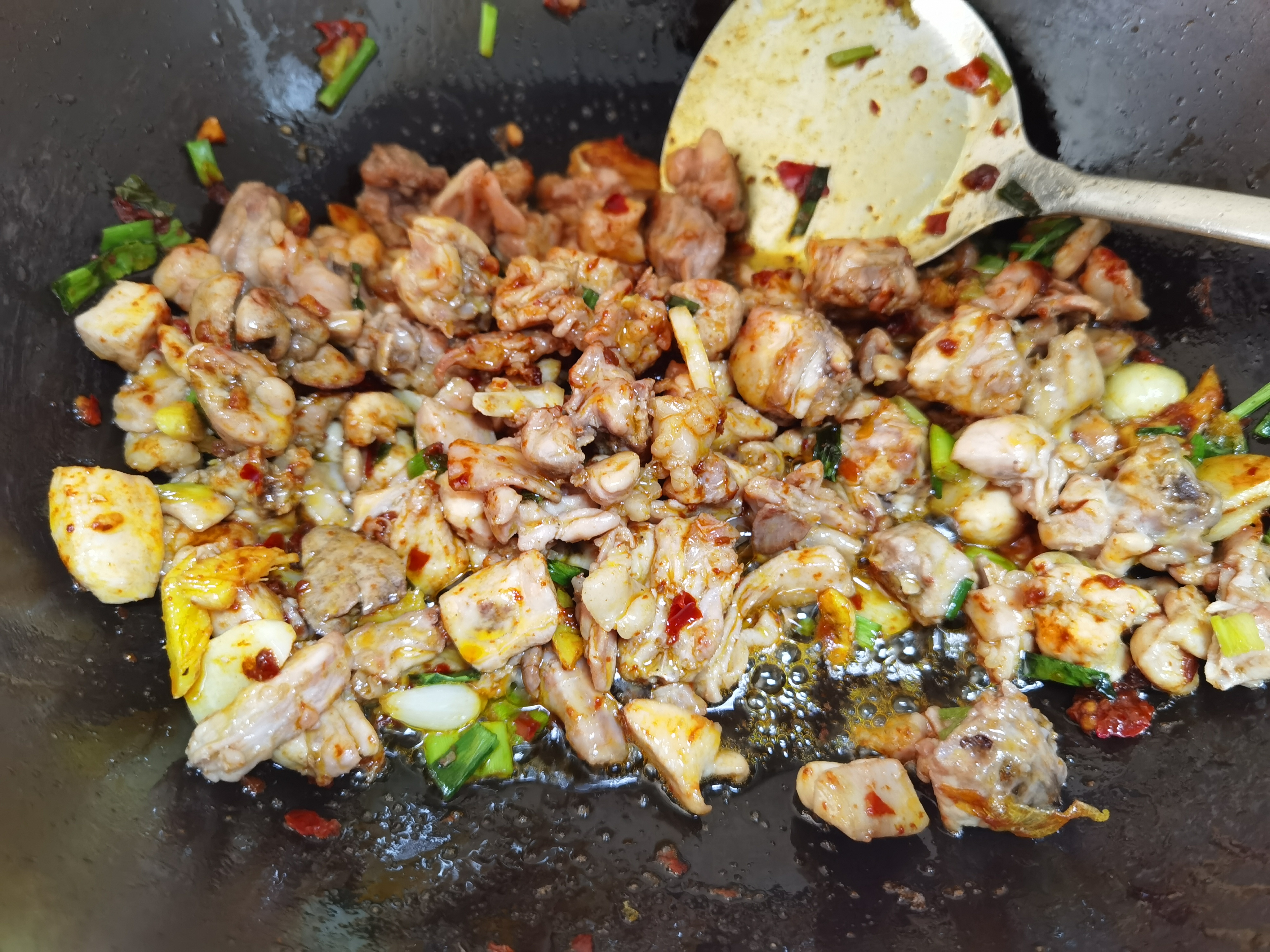 爆炒兔丁,爆炒兔丁儿