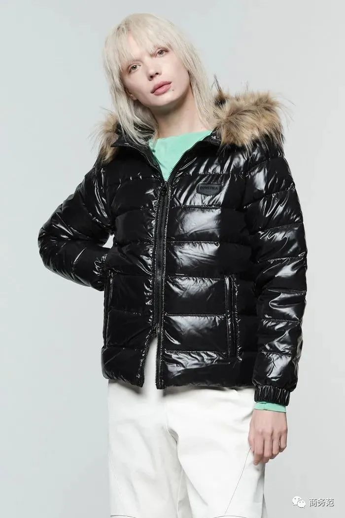 推荐几款最好看的羽绒服,冬天比较暖和的平价羽绒服品牌