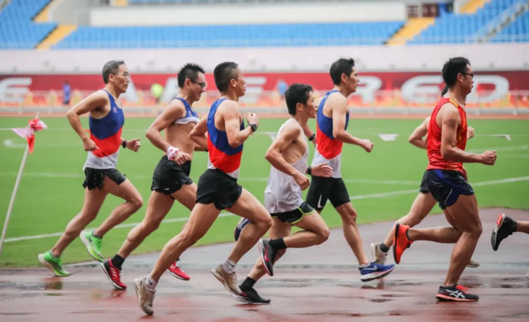 亚索800米间歇跑训练方法,800米一周训练方法