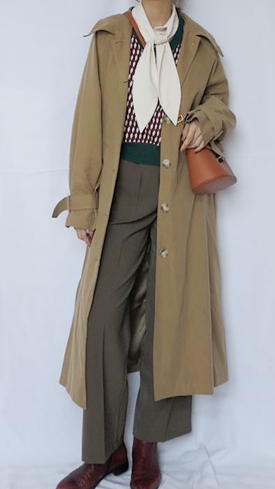 最节省空间又简便的叠风衣方法,薄款中长风衣怎么叠