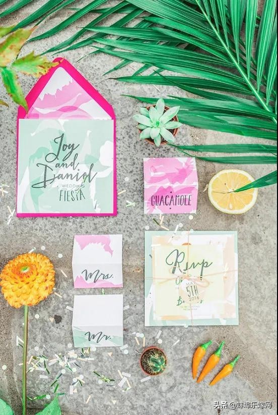 乔迁请帖格式范文,怎样填写结婚请帖和请帖格式模板