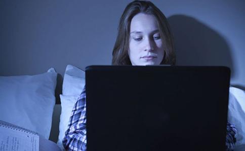 喝酒能助眠误区,喝酒能缓解失眠睡不着吗