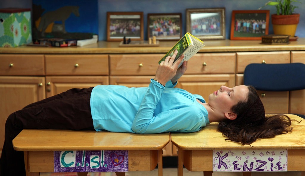 美国一学校限制手机,美国一高中禁学生在校内用手机