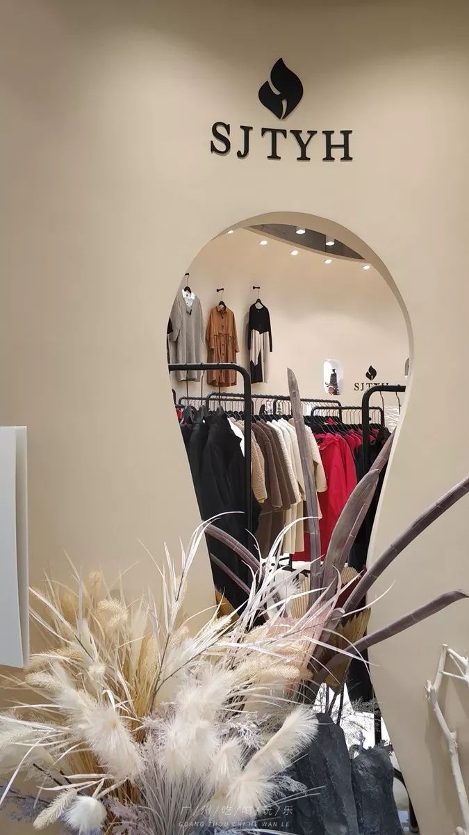 韩国东大门服装批发有几个大楼,广州韩国东大门服装批发拿货