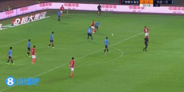 名帅贝尼特斯颜面尽失，保利尼奥帽子戏耍一方，*率赔**也会忽悠你