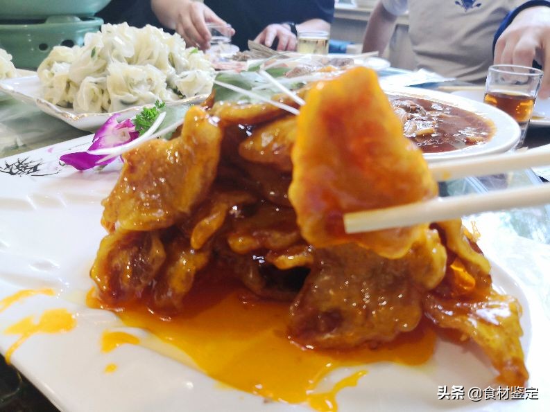 辽宁中医药大学附近隐匿一家清真饭店,小店不大味道可圈可点