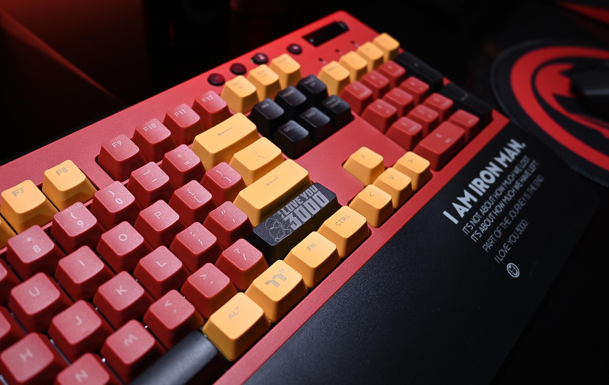 一代漫威英雄谢幕的缅怀,钢铁侠主题桌面SHOW