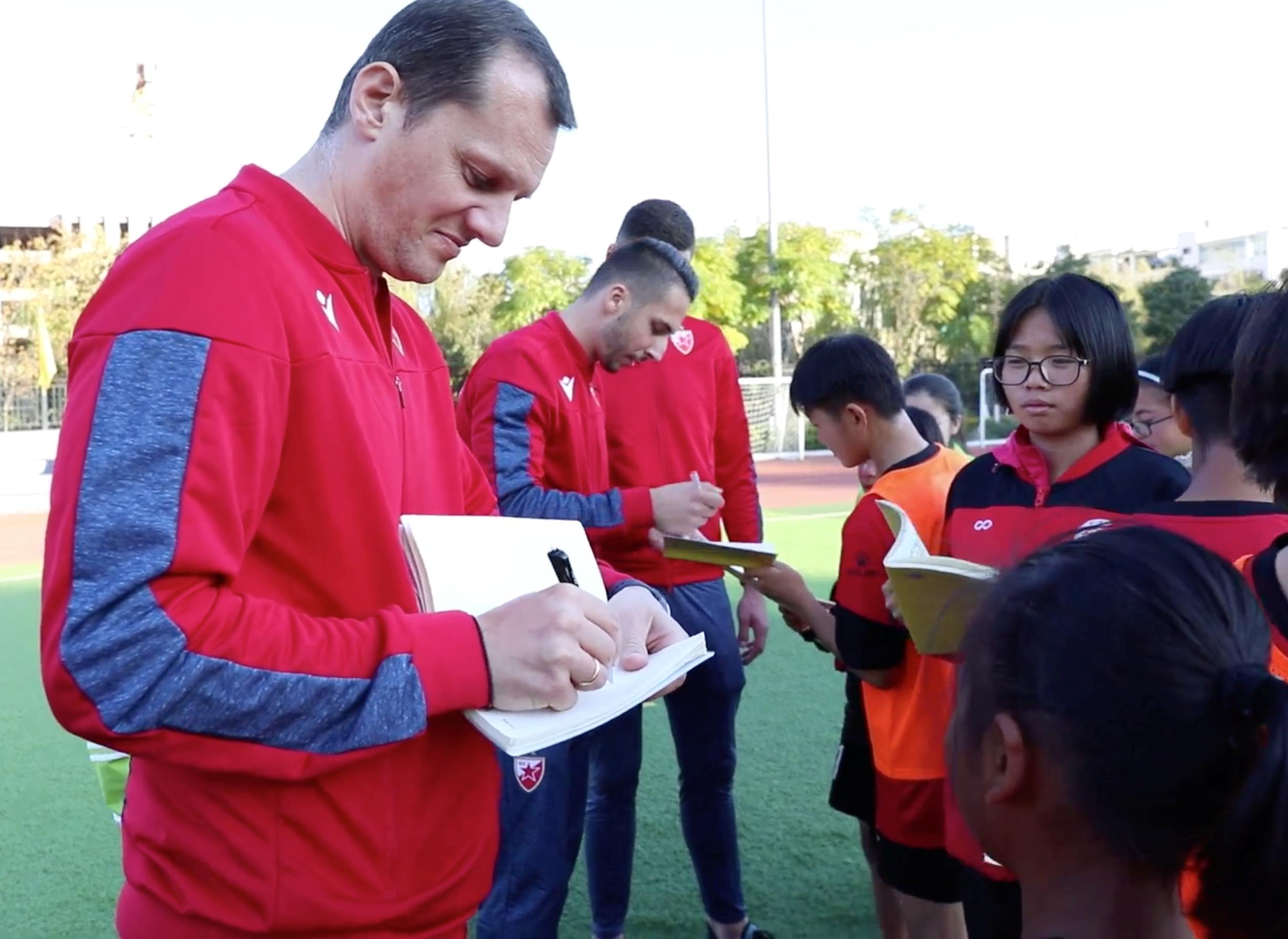 世界顶级足球俱乐部教练,世界顶尖足球教练