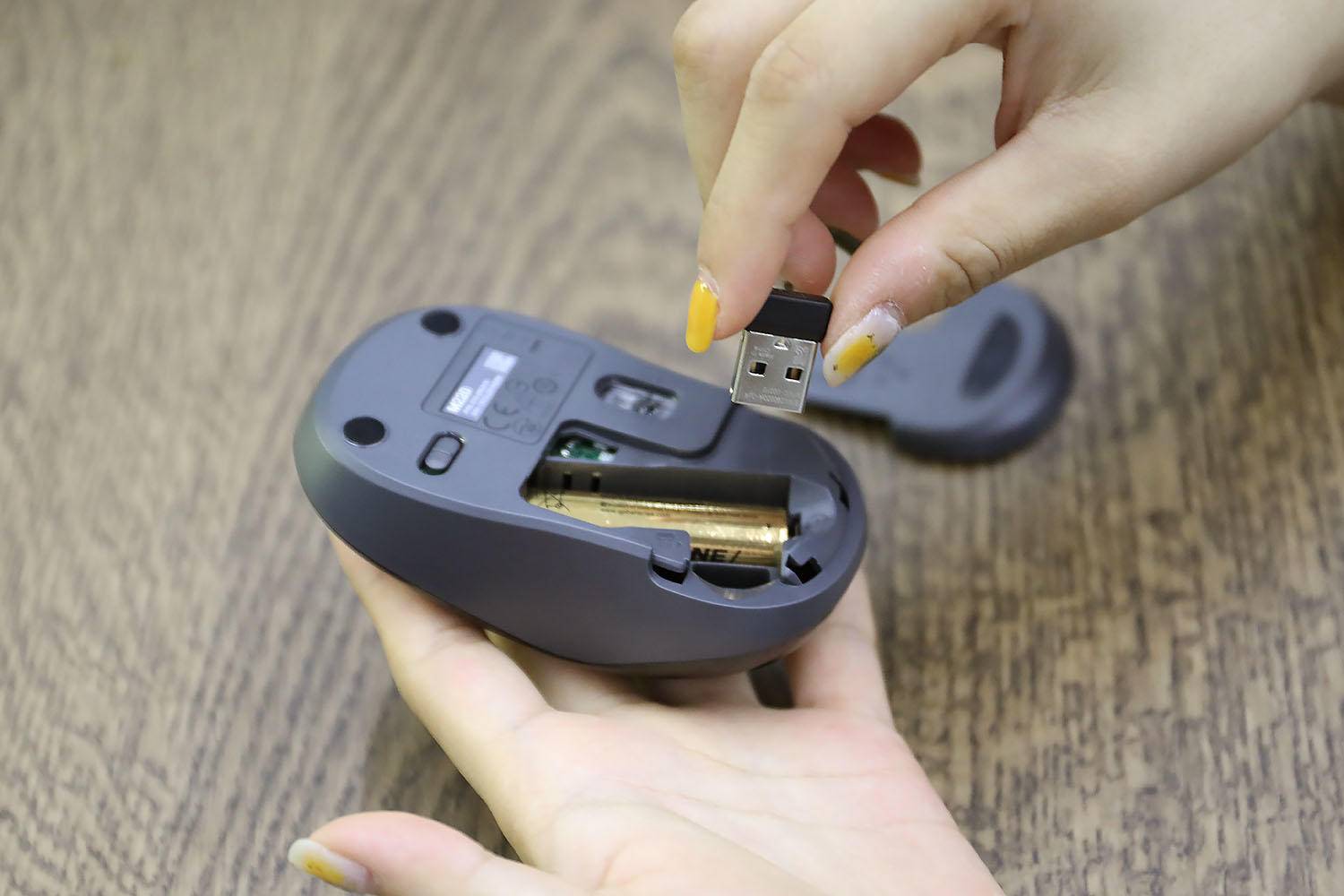 适合办公用的轻便小巧的无线鼠标,适合女生用的小巧的有线鼠标