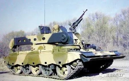 底盘装甲能耐多大冲击,底盘装甲抗冲击