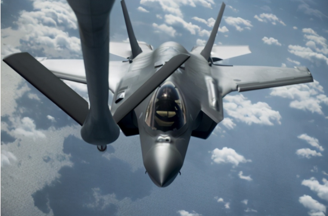 F-35战机性能到底如何?美军事专家吹捧:一些缺陷根本不存在