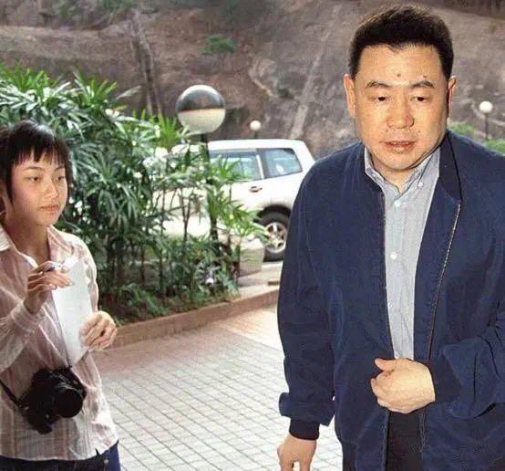 刘銮雄为什么不追林青霞,刘銮雄为什么没选洪欣