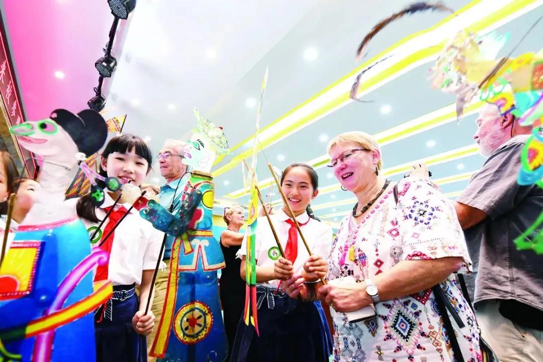 在你心中世界是什么颜色的,在你心中是什么样子的