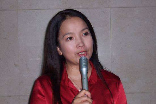 演员吕丽萍年轻时候照片,演员吕丽萍个子不高