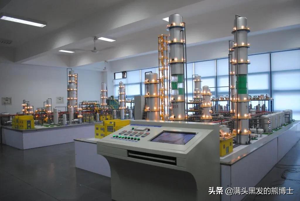 化学与应用化学的就业前景如何,应用化学专业能考什么专业研究生