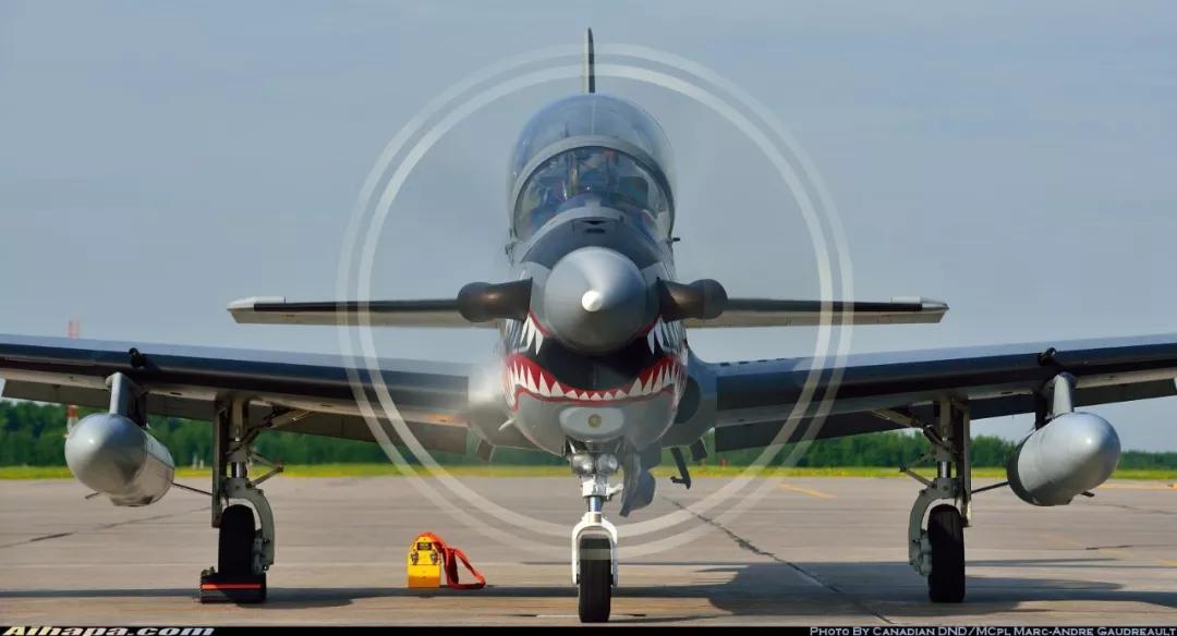 a-29超级巨嘴鸟螺旋桨攻击机,72架a-29超级巨嘴鸟螺旋桨攻击机