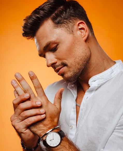 新出的dw手表价格变化,美到炸天的dw新款钢带手表