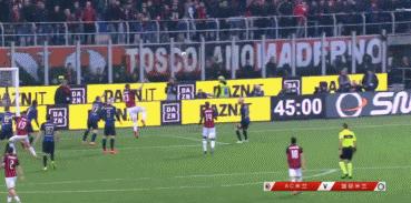 ac米兰有没有被同一个队双杀过,ac米兰对申花为什么输球