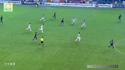 足球就像蒲公英,足球就像梅西养的宠物一样