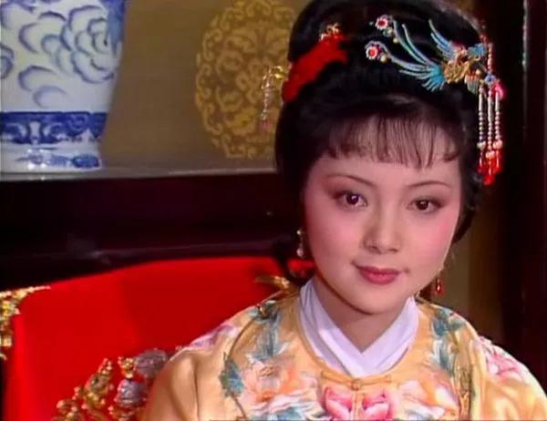 薛宝钗和薛夫人,薛宝钗和宝蟾