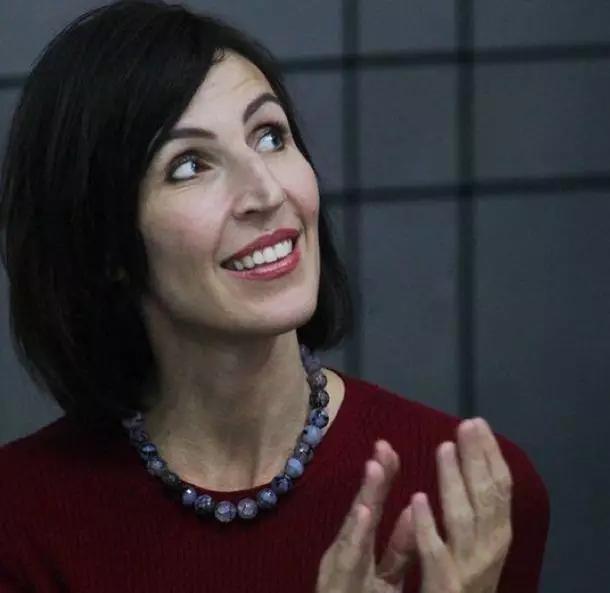 妻儿反目，合伙人出走！3亿人的英语教父，竟沦为成*学功**商人