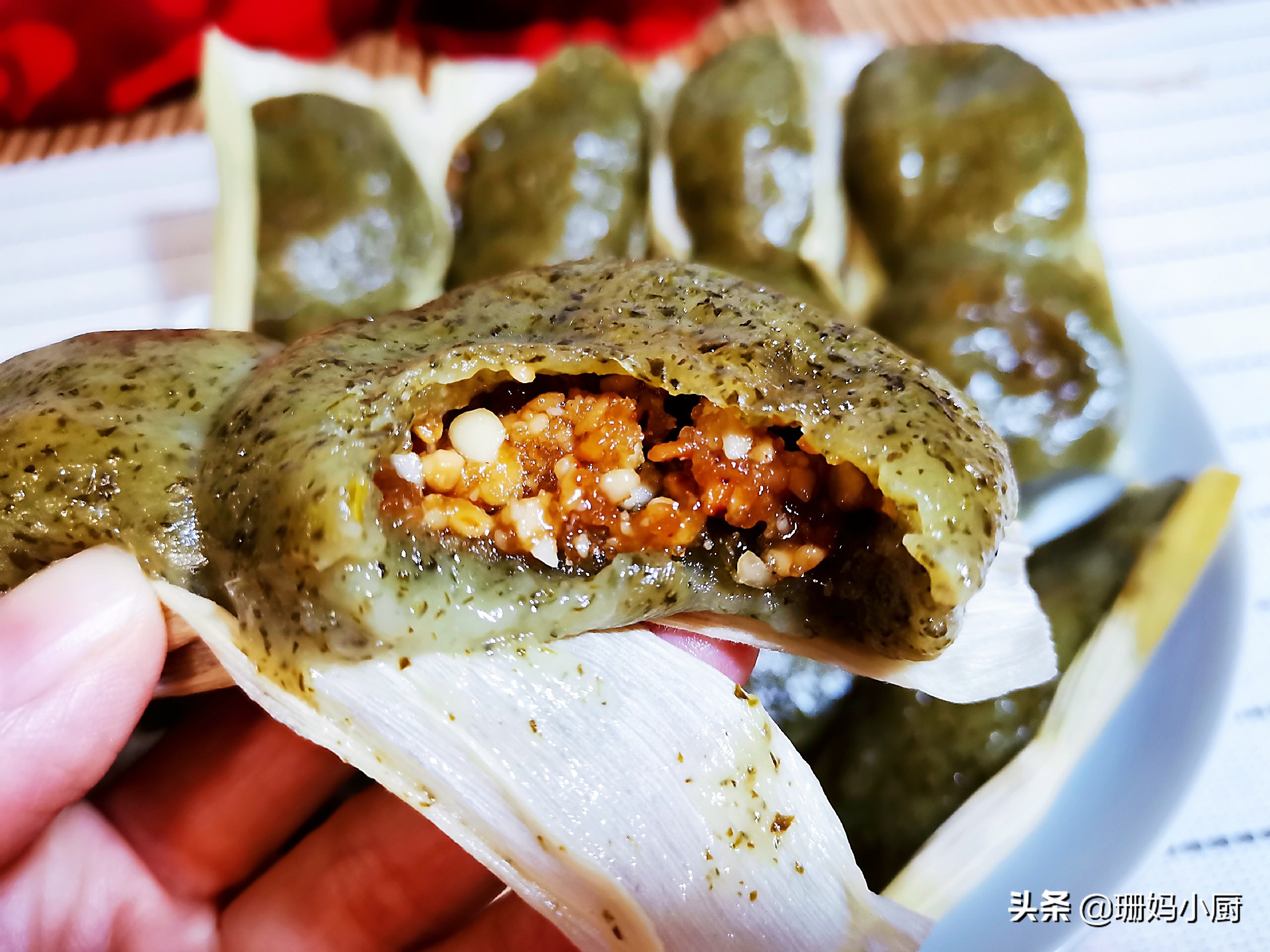 艾叶糍粑怎么做软糯好吃,艾叶糍粑做法怎么才不粘