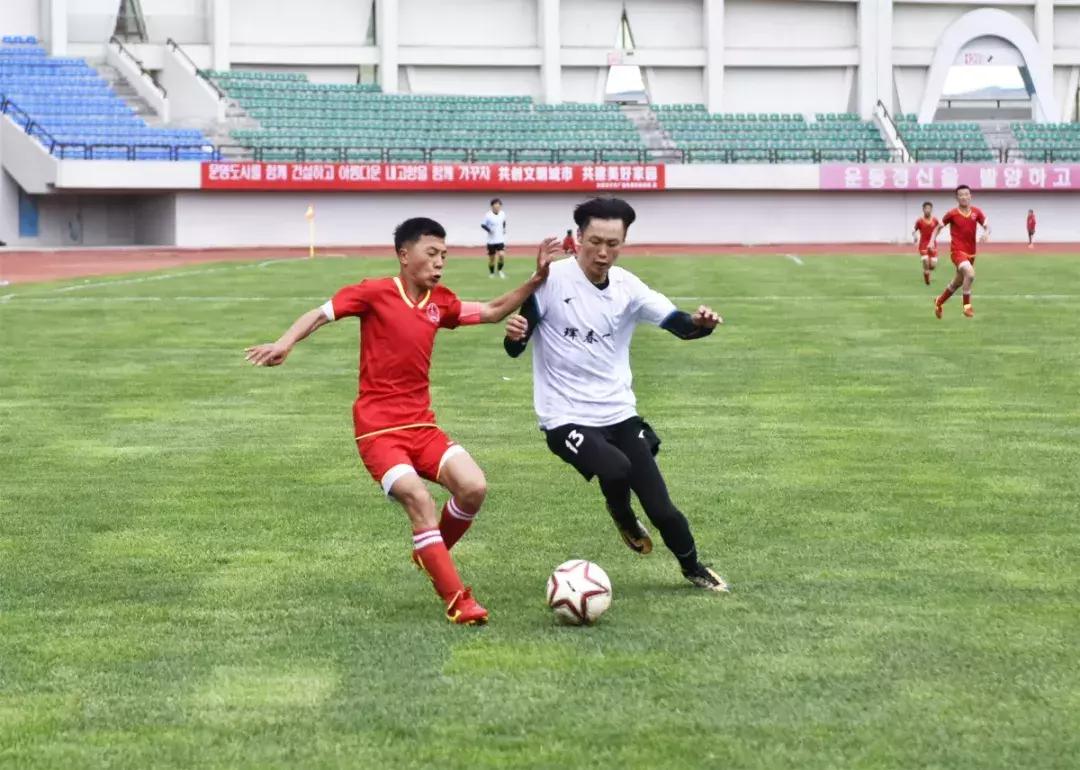 ​中国珲春市-朝鲜罗先市缔结友好城市关系二十周年青少年足球赛开赛