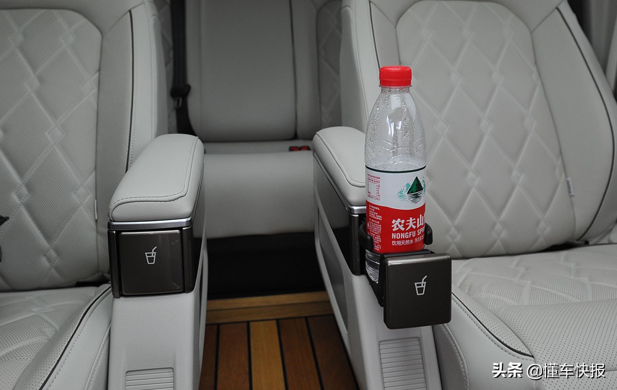 大众威然mpv旗舰版试驾,威然mpv试驾视频