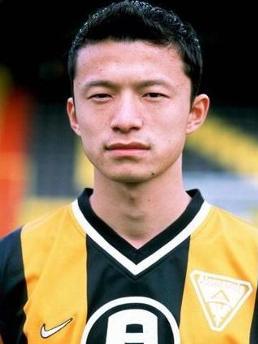 中国留洋女足球运动员,前些年踢出名堂的中国足球运动员