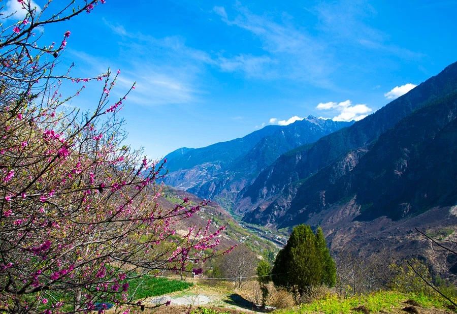 川西到底有什么魔力吸引着,川西为啥旅游资源多