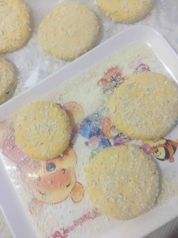 做南瓜饼加糖吗,做南瓜饼放胡萝卜好吗