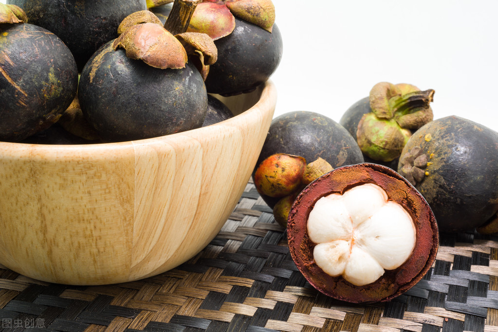 剥山竹手上有黄浆怎么洗掉,剥山竹指甲缝黄了怎么洗