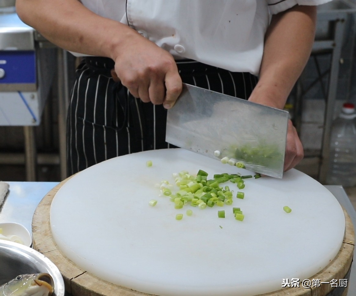 煎鲤鱼不粘锅不破皮的正确做法,煎焖鲤鱼的做法视频